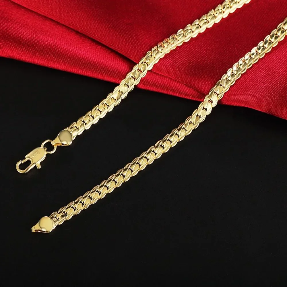 Stunning 20 Inch Snake Bone / Sideways Necklace, 18k. Yellow Gold